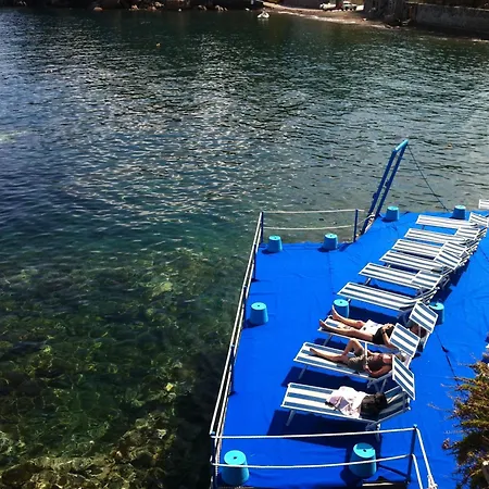 Hotel Rocce Azzurre 3*