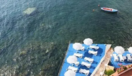 Hotel Rocce Azzurre