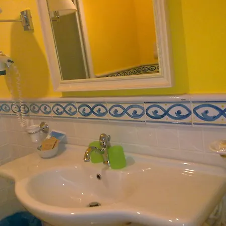 Rocce Azzurre Hotel 3*